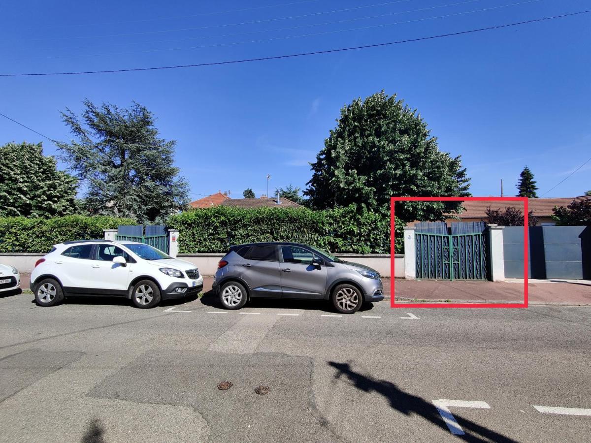 Maisonnette Avec Jardin, Parc Du Chene Lägenhet Bron Exteriör bild